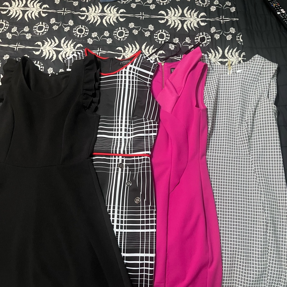 Elegant Set of 4 Dress